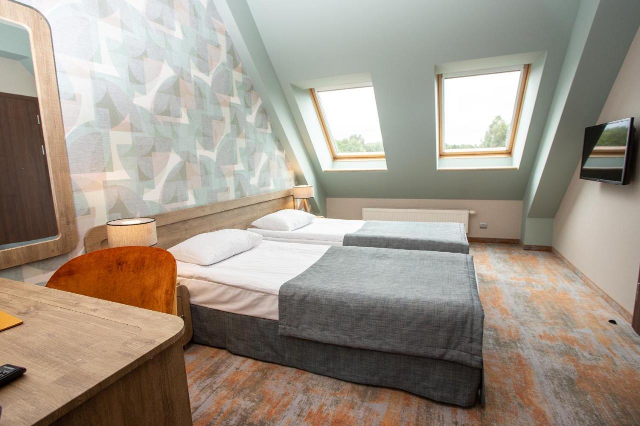 Hotel Styl 70 Pszczyna Extérieur photo