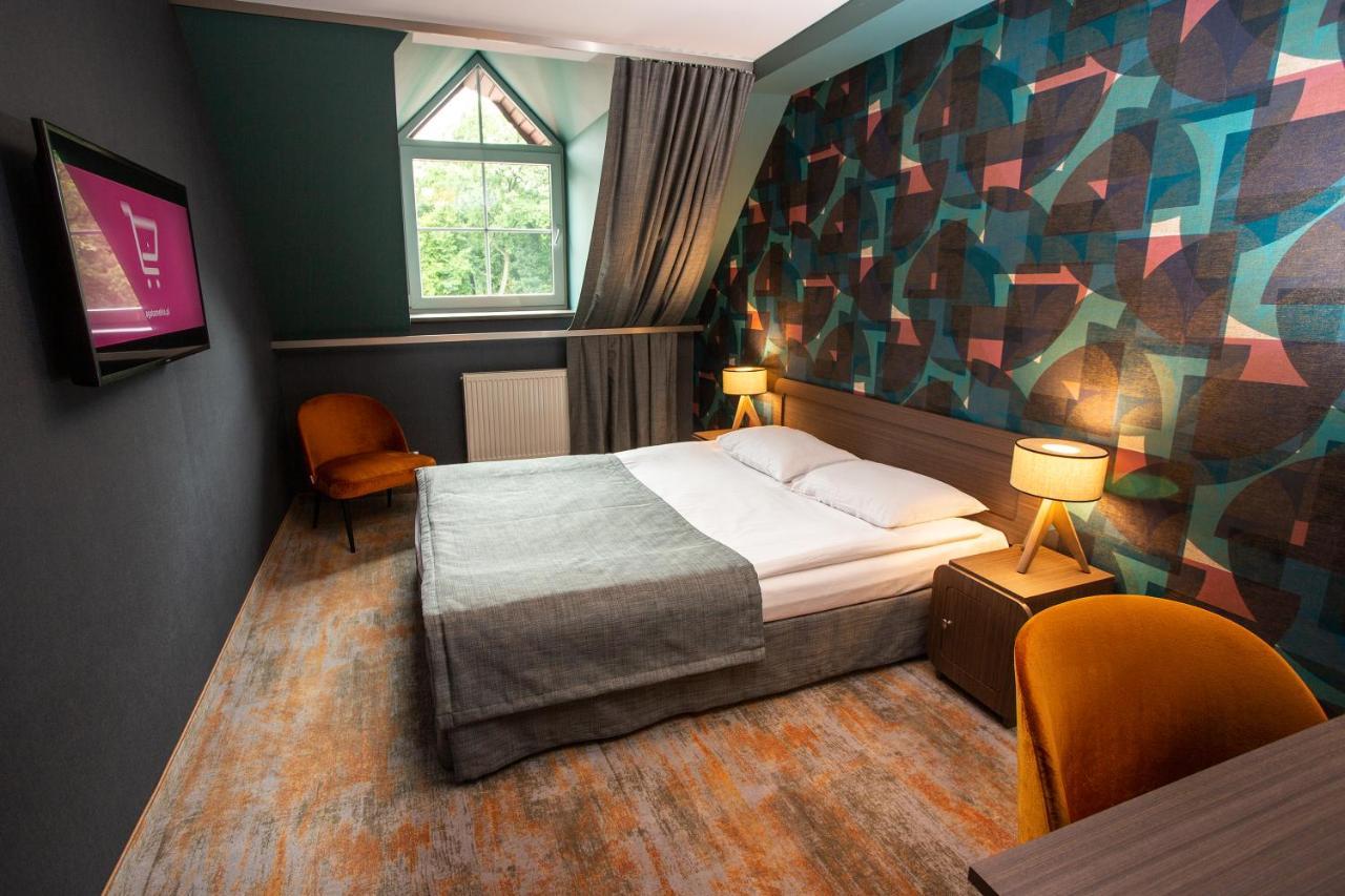 Hotel Styl 70 Pszczyna Extérieur photo