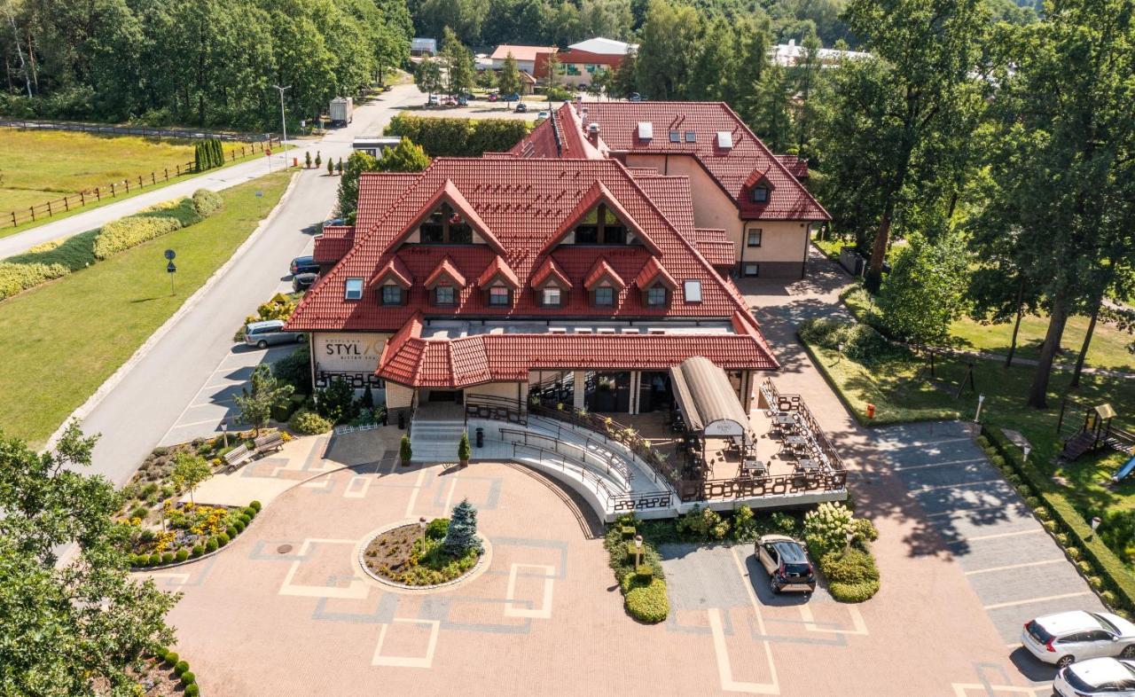 Hotel Styl 70 Pszczyna Extérieur photo